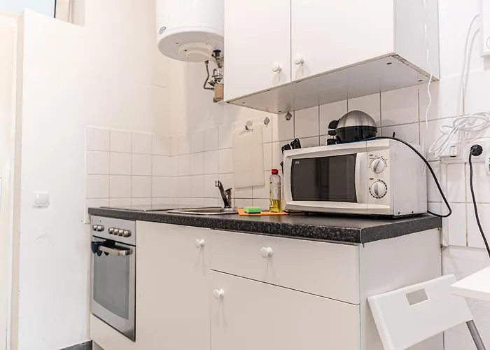 Welcoming Stylish Ideal For Long